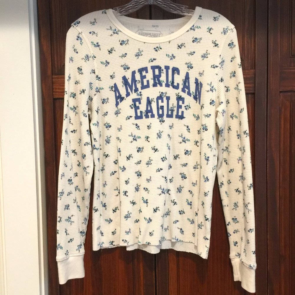 American Eagle, Waffle Knit Floral Top!